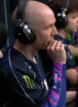 Sl00zen's tweet photo. @EliGE so u are @pprxteam fan like me wow , cs player love prx I believe it https://t.co/uC7vpl7kj9