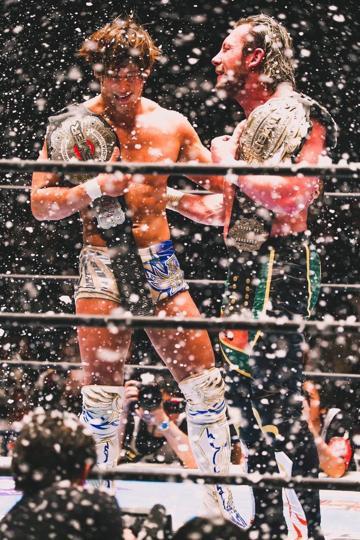 Arnav_Ve6b's tweet photo. I often think how cool these New Japan snow confetti photo goes https://t.co/Lt627zuZCy