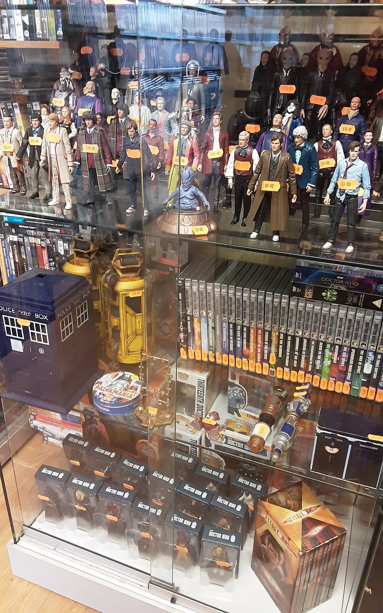 GameSmartB25's tweet photo. We have a galaxy full of #DoctorWho stuff. So much so that we gave it its own cabinet! https://t.co/vfgNFA4ZqD