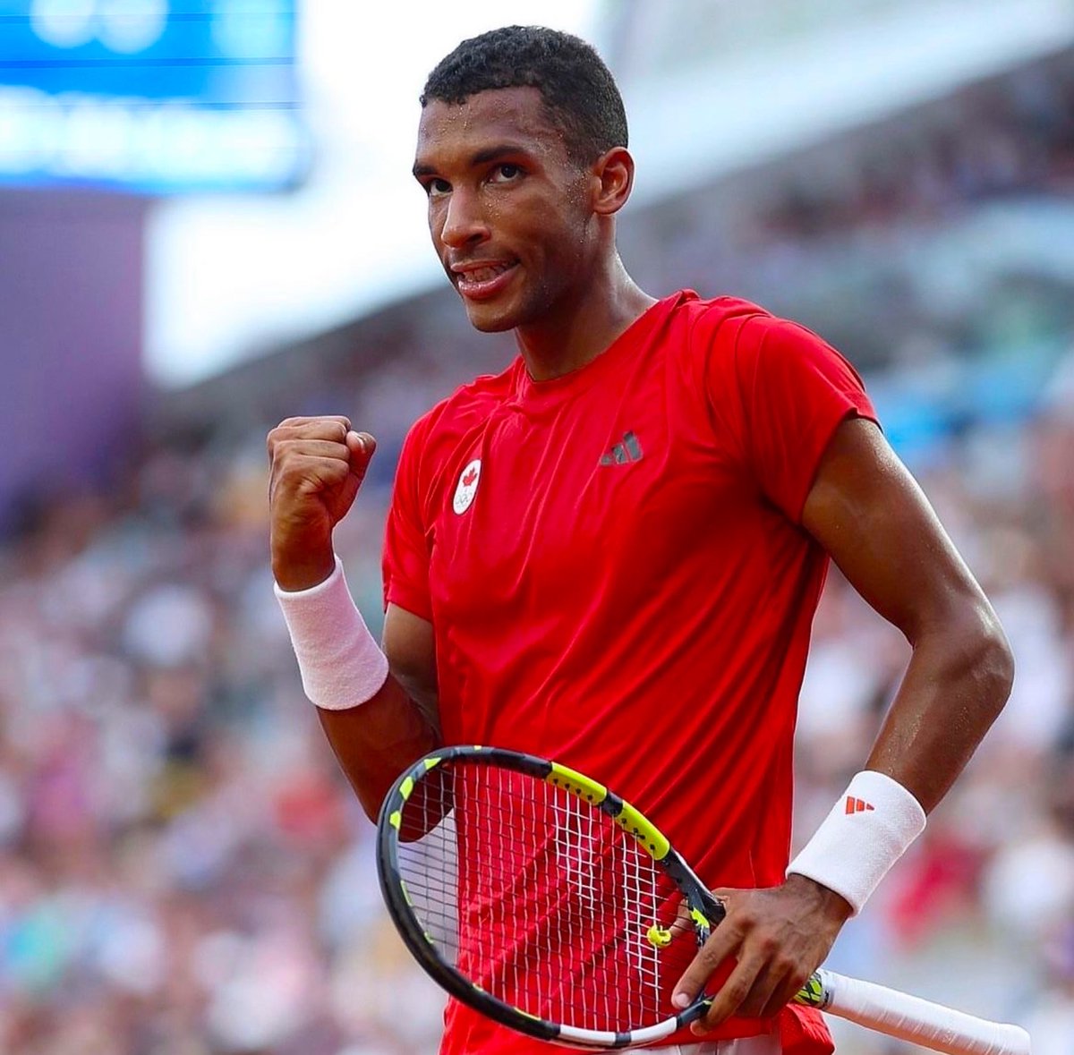 PolymarketSport's tweet photo. 🚨JUST IN: A trader put $700,000.00 on Felix Auger-Aliassime to win his French Open quarter-final match 

The payout is almost $1,600,000.00

Auger-Aliassime is the second highest seed remaining in the tournament https://t.co/BGVb4RQD6A