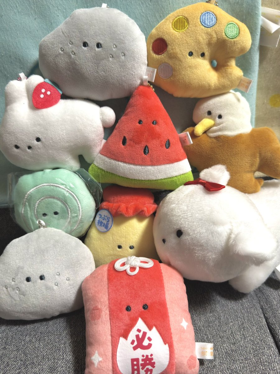 wasa_ram's tweet photo. 久々につぶら大量🍉🎨 https://t.co/EhnXJxKvJy