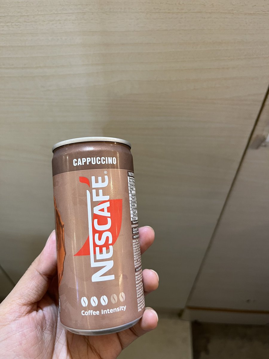 bobohuko's tweet photo. Wala na bang mas ilalaki nito @NescafePH sobrang bitin lagi 😩 https://t.co/Fu1BeQILt7