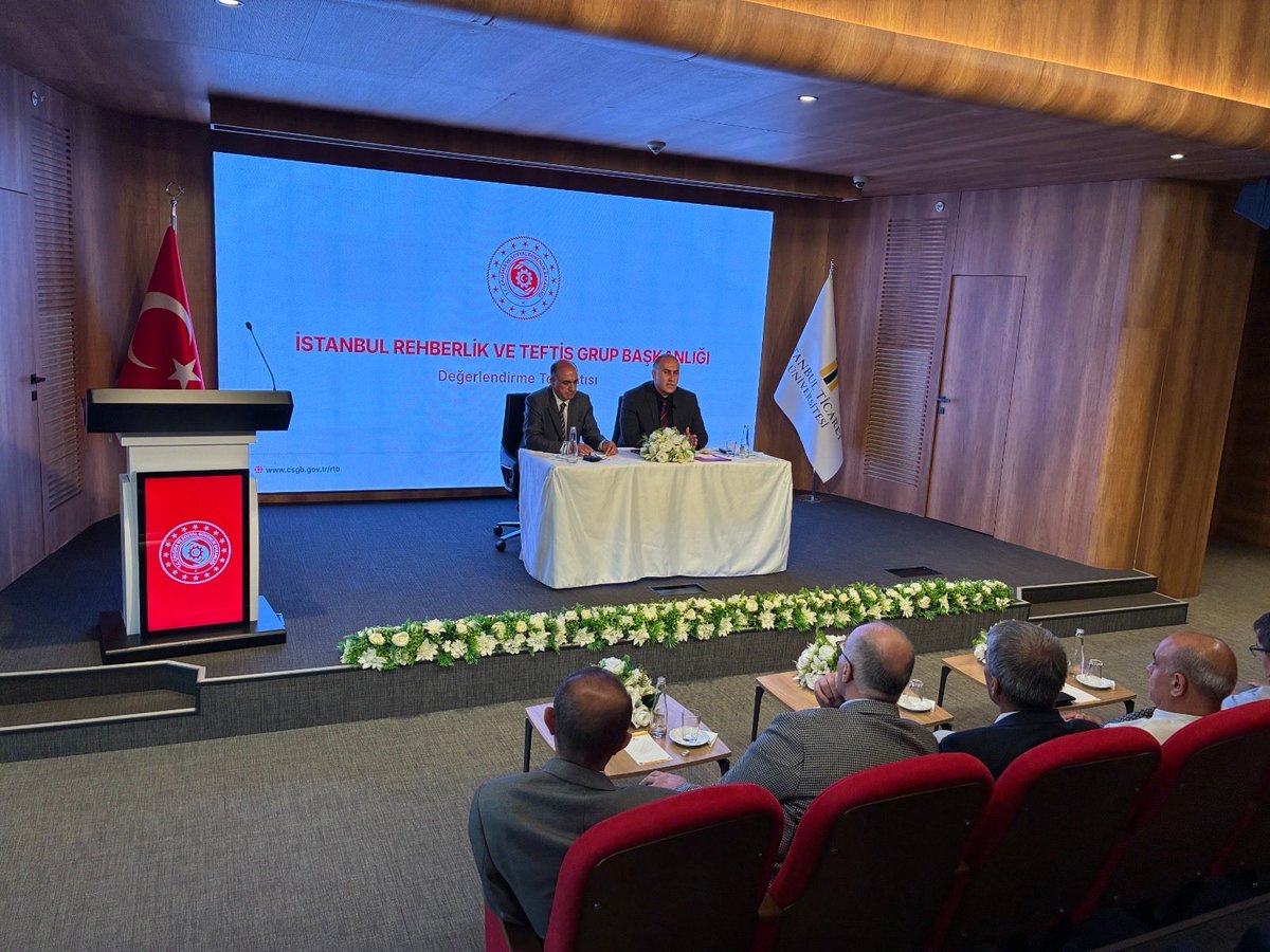 csgbrtb's tweet photo. Rehberlik ve Teftiş Başkanımız Erol Güner ve beraberindeki heyetin, İstanbul Rehberlik ve
Teftiş Grup Başkanlığı müfettişleriyle gerçekleştirdiği toplantıda, kurumsal stratejiler ile müfettişlerin talep ve beklentileri değerlendirildi. https://t.co/QKpkcSGRPG