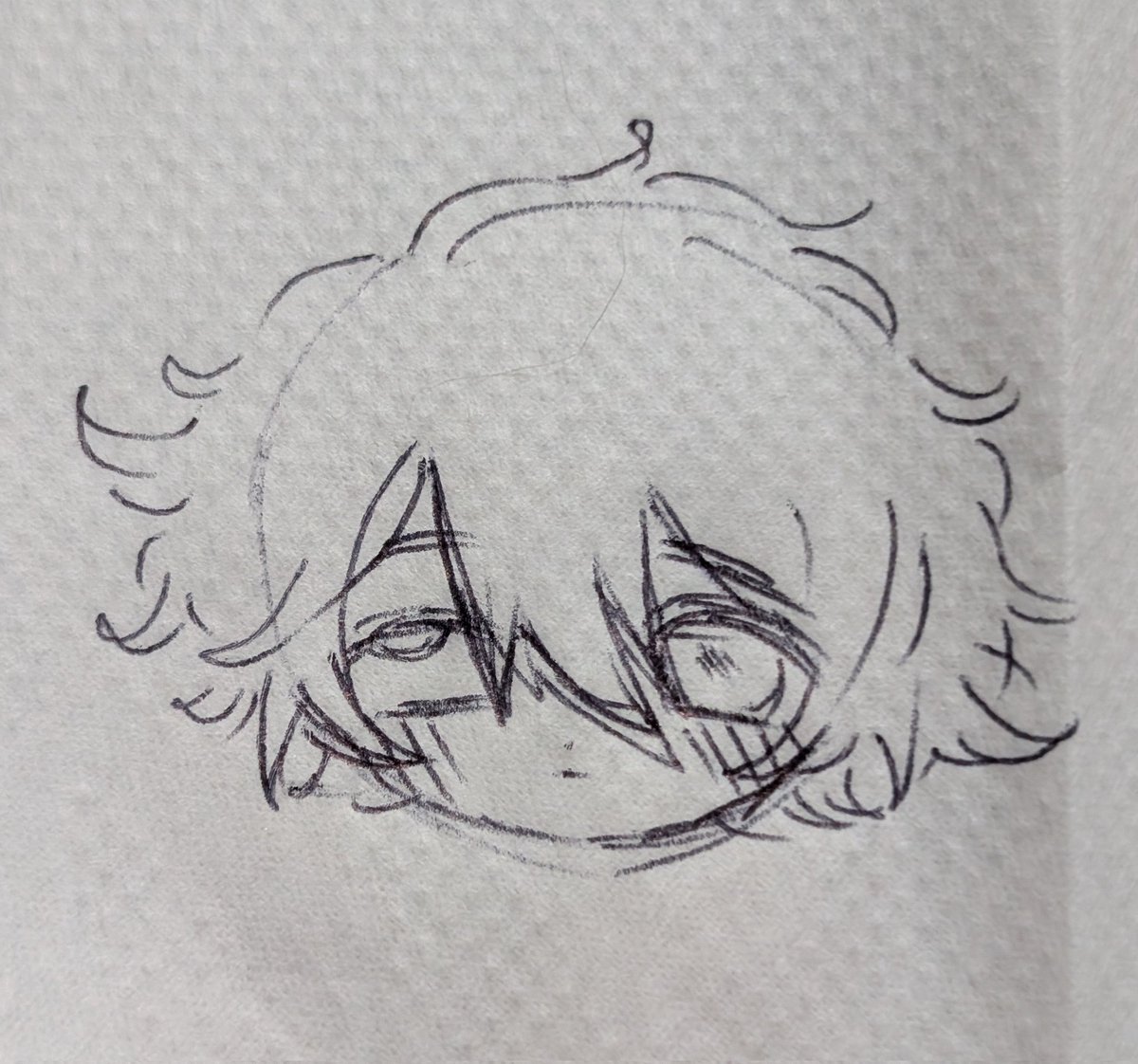_carousel666's tweet photo. ずっとペーパーナプキンに殴り書きしてる https://t.co/qvJzOYUqKO