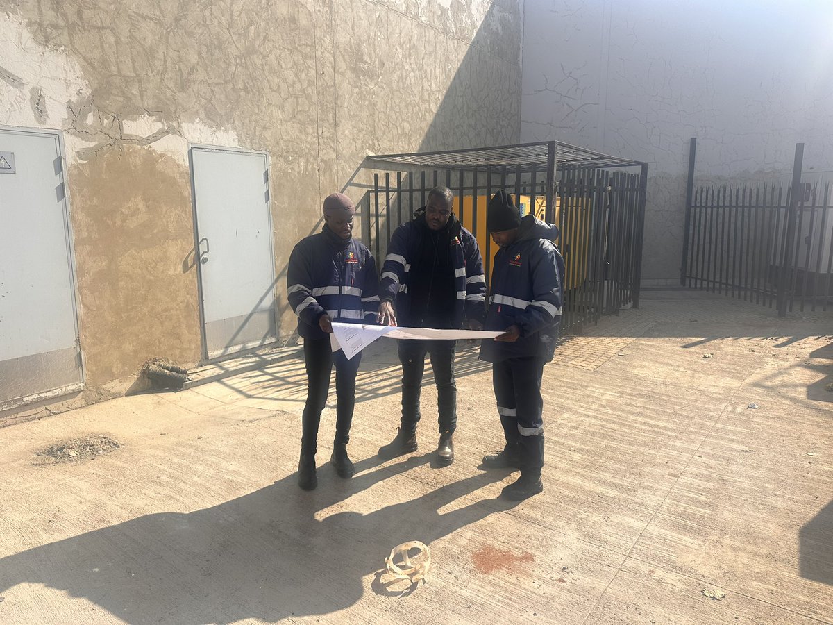 khalangaElectri's tweet photo. Wednesday 03/06/2026  we installed 100kw generator back up power  @KFCSA in Runburg 

Every business needs back up power.

☎️ 0733494733/whatsap 0731159351 

Bafana Bafana Kaizer Chiefs  Mmusi  DSTV  Malema  Tsonga. Colonel Gavin Jacob. Adv Sello  Nhlamulo  Tribalism https://t.co/ReJ2DjtJZQ
