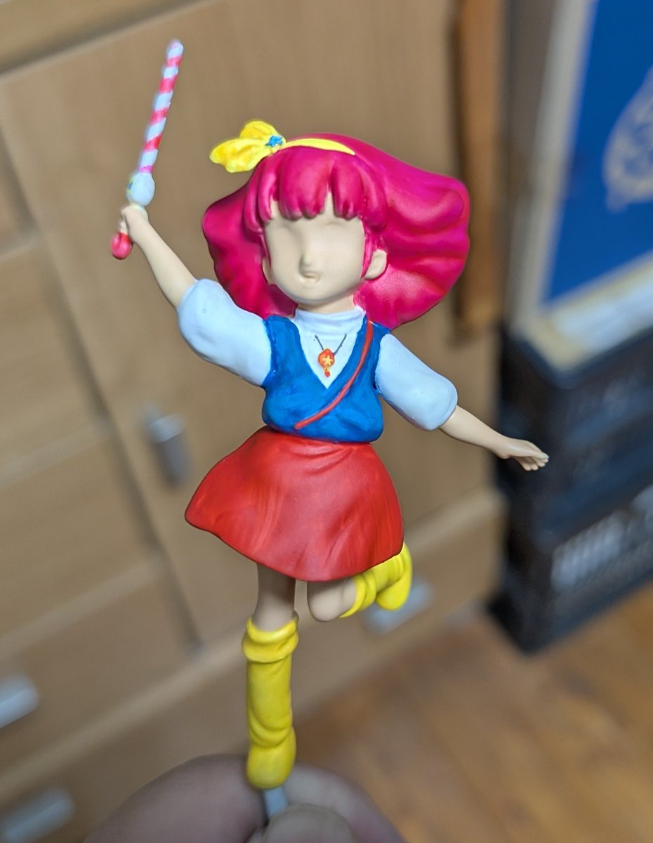 CoffeeUdo's tweet photo. ＃1980年代
＃旧キット
台風が過ぎ去った静かな夜はミンキーモモを作る🥰
腕、脚、スカートはイジってます。スカートの中のデカールも付いていたのでシッカリと😍 https://t.co/AmTaG9SLWI