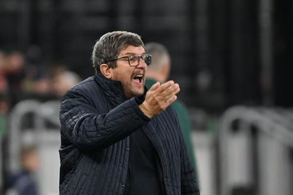 BlogSisal's tweet photo. Dopo la grande delusione della mancata qualificazione al #Mondiale, l'#Italia prova a ripartire 🔜

Il primo impegno sarà contro il #Lussemburgo in amichevole: chi giocherà e per quale modulo opterà #Baldini? 

Scopriamolo insieme ⬇️
https://t.co/ujGPa53nip https://t.co/d8wvDD6Mgi