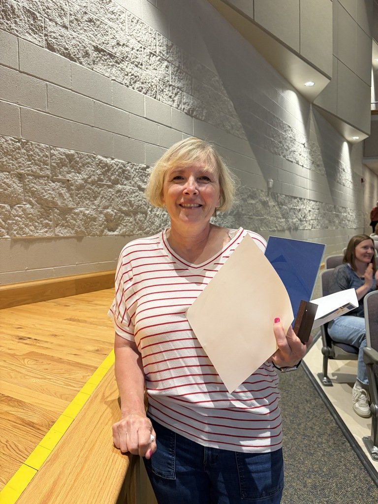 YourIndySchools's tweet photo. Congratulations to Donna McFarland, Laura Sauer, Laurie Soldat, Nancy Wygonski, Dana Yaro-Linderman, Candi Burmeister, and Diane Brown on your retirement!  You have inspired students, supported colleagues, &amp; made a lasting impact on our school community. https://t.co/1OCRD5NjjW