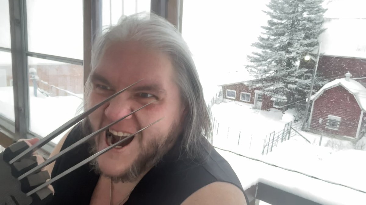 FailingToComply's tweet photo. @PeterlProsser @DreamLeaf5 Temu Meatloaf over here calling out people for being ugly.... hahahaha https://t.co/MGm6VCCSA5