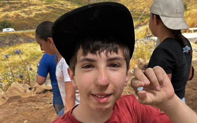 Israel_TruthNet's tweet photo. Israel is so rich in history that children are literally stumbling onto ancient treasures.

This week, 12-year-old Alon Horowitz found an ancient "Nicolo" gemstone in the ancient Galilean village of Korazim. According to the New Testament, Korazim was cursed by Jesus.

Last month, 8-year-old Dor Wolynitz found a 1,700-year-old Roman statuette fragment while hiking with his family in the Negev Desert.

Every discovery is a reminder of why Israel's past, present, and future are worth protecting.