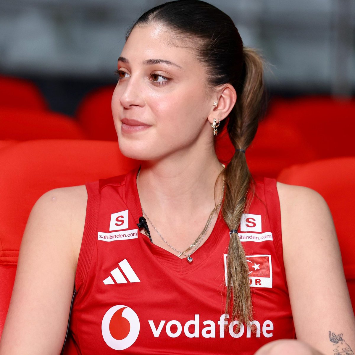 gibbybaris's tweet photo. ⚡️ İlkin Aydın x Dominik ( 4.5 Set )

14/44 %32h, 4 hata, 7 bloklanma
2 blok
%75 pm, %35 mm ( 40 manşet, 3 hata )
16 sayı, +2 WL https://t.co/KjCUumlmYq