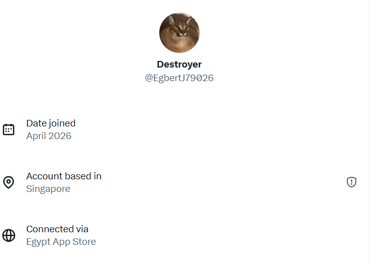 8Two2Four's tweet photo. @EgbertJ79026 @herauringer71 @IAPonomarenko @Cobratate Singapore, VPN, Egypt... Probably not a spam at all... https://t.co/vjXUqdweFe