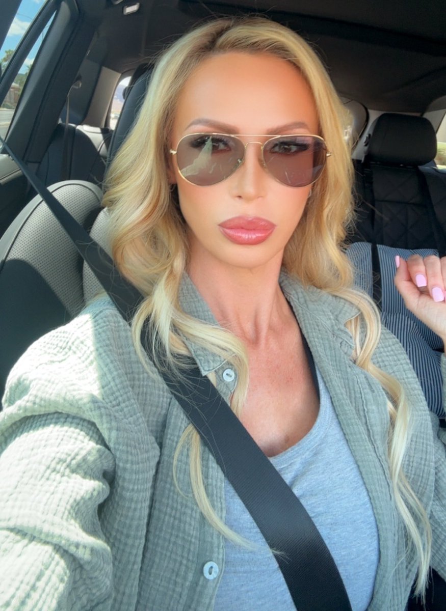 nikkibenz's tweet photo. 💚 https://t.co/Sdp0Y8NUBz