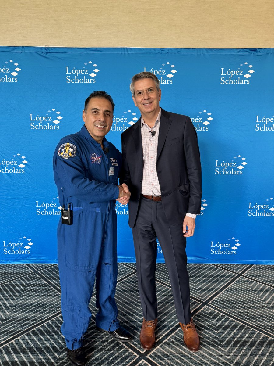 Astro_Jose's tweet photo. Honored to have attended the  López Scholars Leadership Summit @hglopezfoundation (on Instagram) annual student scholarship retreat in Austin, TX. What an excellent organization and impressive group of students! Thank you López Foundation for investing in our kids! https://t.co/2hgU9UOGNW