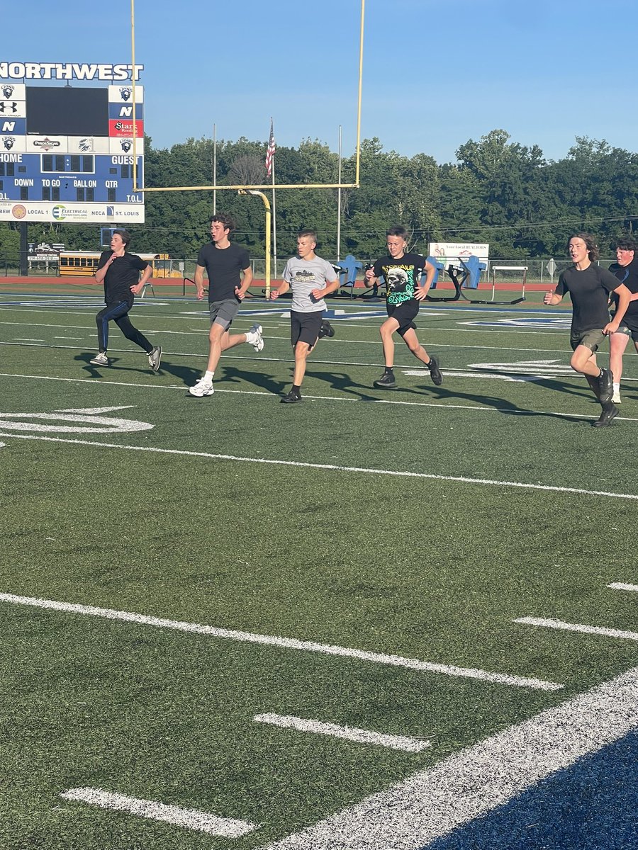 NWLIONSFOOTBALL's tweet photo. Great start to the summer when you have 90+ teammates pushing you EVERY DAY. Something special happening in Cedar Hill.   Raising the Standard!!
#CADETS #NCWH https://t.co/hItSgiAarD