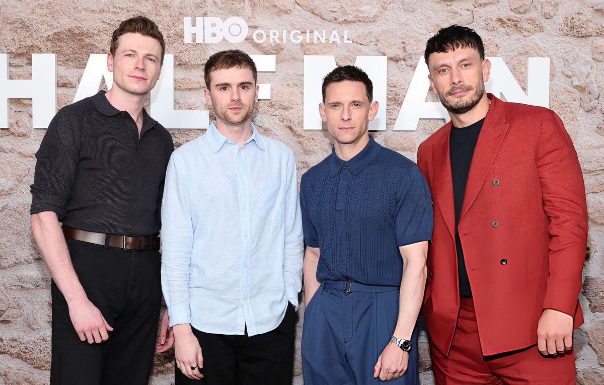 dojasbin's tweet photo. Unfortunately, Richard Gadd needs to pull a Ryan Murphy and use the same cast over and over as different characters and situations until I’m sick of them bc I need them again so bad #halfman https://t.co/liRVgdQdjj
