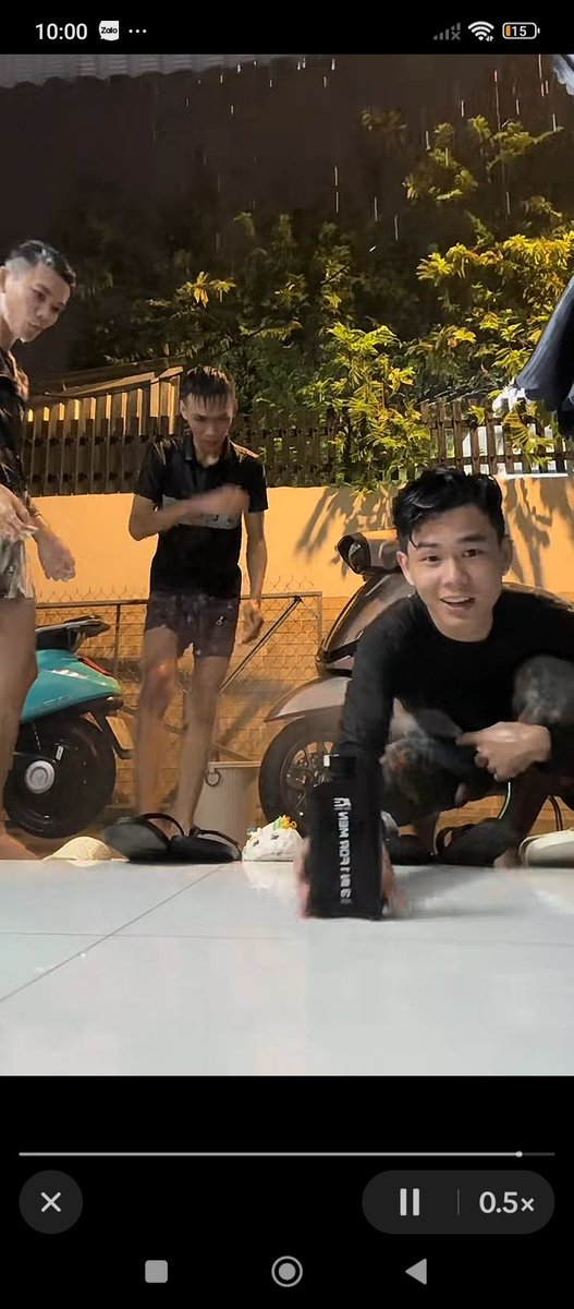 Trai đẹp tới đây tweet media
