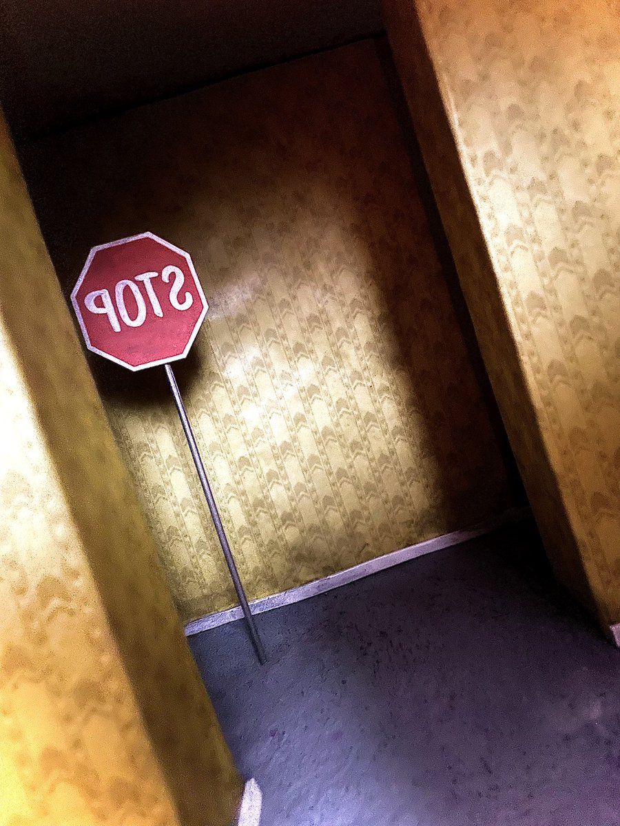 rodysoulos's tweet photo. Uh.. hello? Anyone here? What is “pots”..? 

#backrooms #backroomsfanart https://t.co/Vqgp5XsnhV