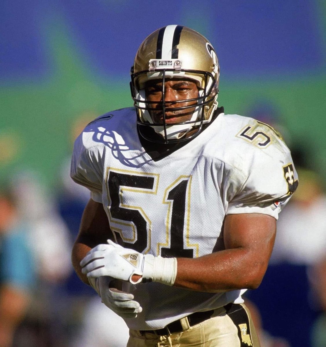 MikeDetillier's tweet photo. Sam Mills-he would have turned 67 years old today..

Sam Mills was a Hall of Fame football player and a Hall of Fame man in life.

He was just a great leader and he carried himself with tremendous dignity and class.

What an impact Mills made on the football field and in life. https://t.co/P9ueoKKr8Q