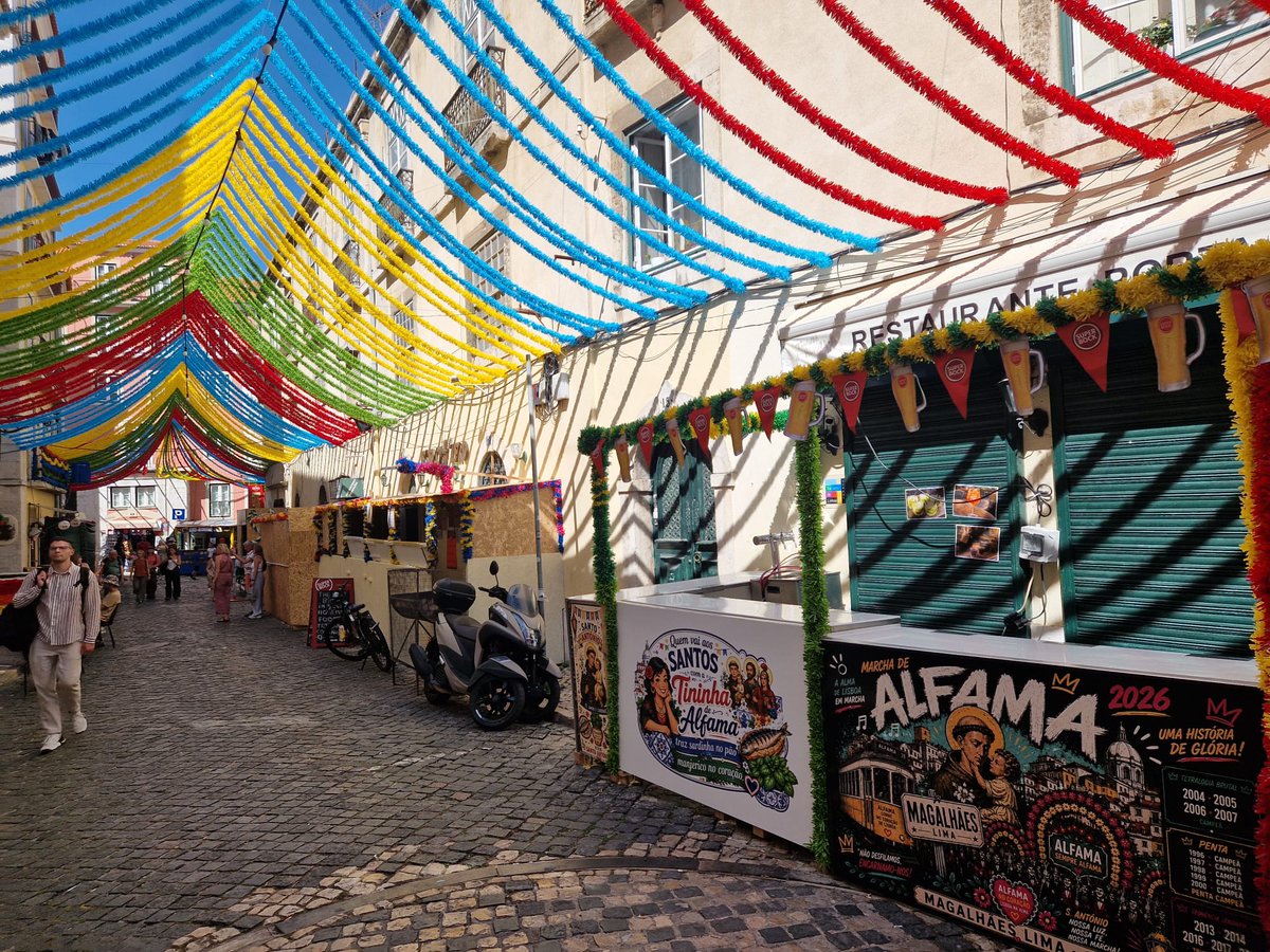radiovilli's tweet photo. Santos is one of the oldest and most popular festivities in Lisbon. 

Interestingly enough, it has fully embraced AI-generated illustrations. 

Tbh, AI slop x local festival kinda works well 👀 https://t.co/fQY2E7IqEz