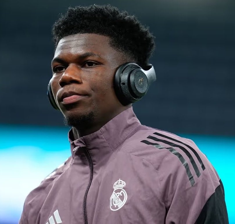 mufcMPB's tweet photo. 🚨 Jose Mourinho has told Real Madrid that if Aurélien Tchouaméni leaves the club this summer, he wants Mateus Fernandes. #MUFC [@Ramon_AlvarezMM via @theMadridZone] https://t.co/oobsY9bYPZ