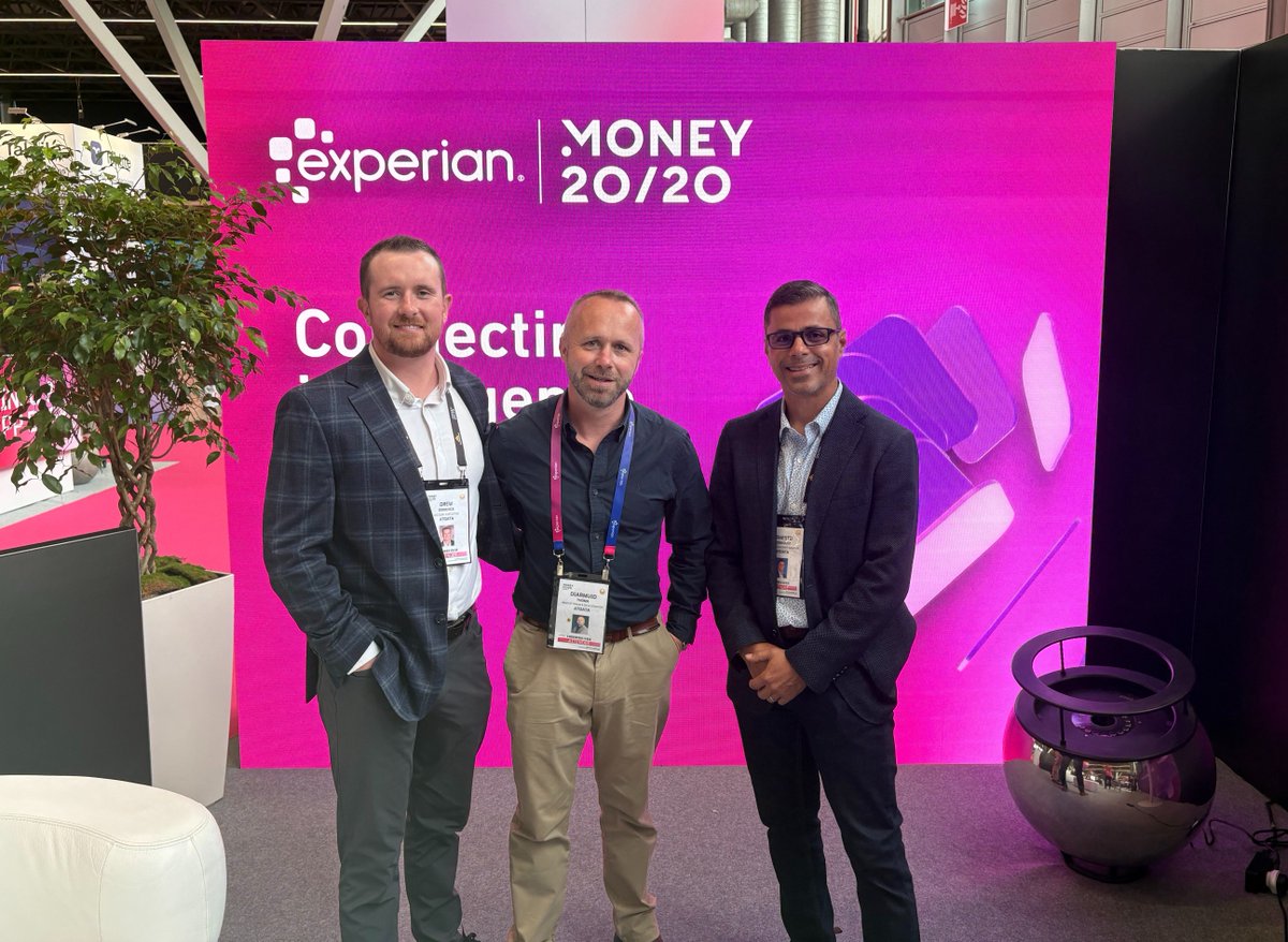 atdata's tweet photo. A strong start to Day 2 at @money2020 Europe: great conversations, time with our colleagues at @Experian, and a little time at the “beach” in between. Find the @atdata team at Booth 7G104 to discuss identity, fraud prevention, and digital trust. https://t.co/7wYK5aEmy8