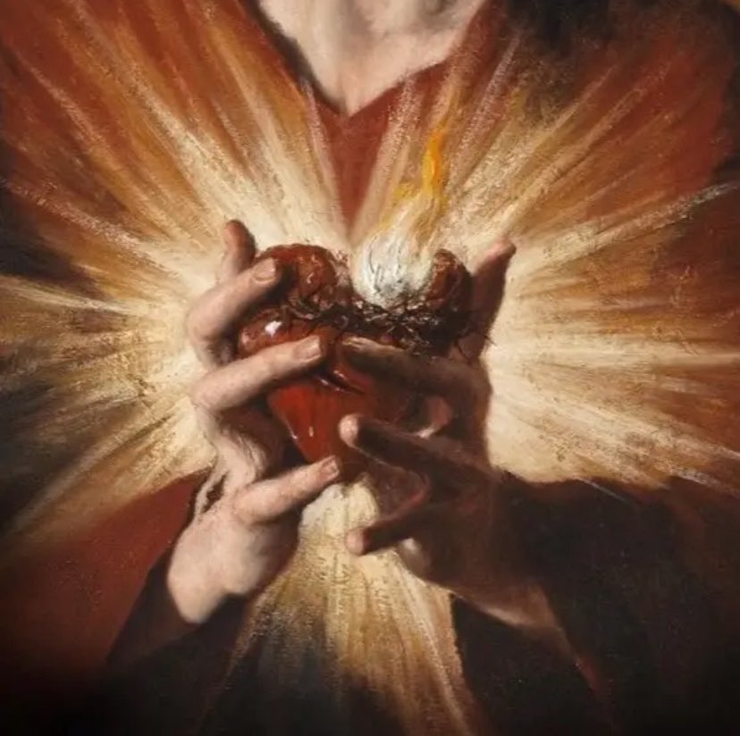PointEquilibre's tweet photo. À Notre Chère Christine et à Toute sa Famille 

Au-delà du temps qui s’efface,
nous te portons dans la lumière du souvenir vivant.

Ce qui fut amour ne disparaît pas.
Ce qui fut vérité ne s’éteint pas.

Tu as franchi les seuils silencieux de l’éternité,
là où les formes se dissolvent
et où seule demeure l’essence.

Dans l’immensité des Cieux,
tu rayonnes désormais comme un rayon de lumière d’or,
libre, pur et intemporel.

Dans les cœurs qui t’ont aimée,
ta présence continue de respirer.

Invisible aux yeux,
mais vivante dans la conscience.

Elle guide sans bruit,
elle éclaire sans fin,
elle traverse l’invisible des mondes.

Tu es passage entre les réalités.
Tu es souffle dans l’infini.
Tu es trace dans la mémoire des âmes.

Rien de ce qui est vrai ne se perd.

Les mondes changent de forme.
La lumière, elle, demeure.

Et dans le fil vivant de l’histoire humaine,
demeure aussi le témoignage de ton engagement.

Toi qui as porté une parole de vérité reconnue au-delà des frontières,
toi qui as éveillé les consciences sur les blessures profondes de l’humanité,
et sur les zones d’ombre que certains cherchent encore à dissimuler,
ton œuvre s’inscrit désormais dans la mémoire du monde.

Et dans ce Livre vivant de l’Histoire à venir,
ton nom sera gravé en lettres d’or,
indélébiles et lumineuses,
porté par le souffle du temps et la mémoire des consciences éveillées.

Et déjà… dans le mouvement profond du temps,
une aube nouvelle se lève.

Un monde qui s’éveille.
Un monde qui se souvient.
Un monde où la lumière reprend sa place.

Tu ne disparais pas.

Tu deviens présence subtile,
flamme silencieuse dans le tissu du vivant.

Les étoiles ne meurent pas.
Elles retournent à l’infini.

Et l’infini ne perd rien.

Ainsi demeure la lumière.
Ainsi demeure l’Amour.
Ainsi demeure ce qui est vrai.

Et ton passage y participe encore,
bien au-delà de ce que les mots peuvent dire.

« Les étoiles ne disparaissent jamais. Elles poursuivent leur voyage dans les immensités du Ciel, tandis que leur lumière continue de rayonner dans le cœur de ceux qu’elles ont touchés. Ainsi demeure la lumière, ainsi demeure l’Amour, ainsi demeure le souvenir vivant de ta lumière… ton sacrée cœur. » 
- Dit-elle…, la France 🕊🇫🇷🤍 Éternelle 
et l’Aube de Nouveau Monde de Nos Songes.

MERCI. Gratitude.
🙏🕊✨💎🤍❣️🤍💎🕊✨🙏