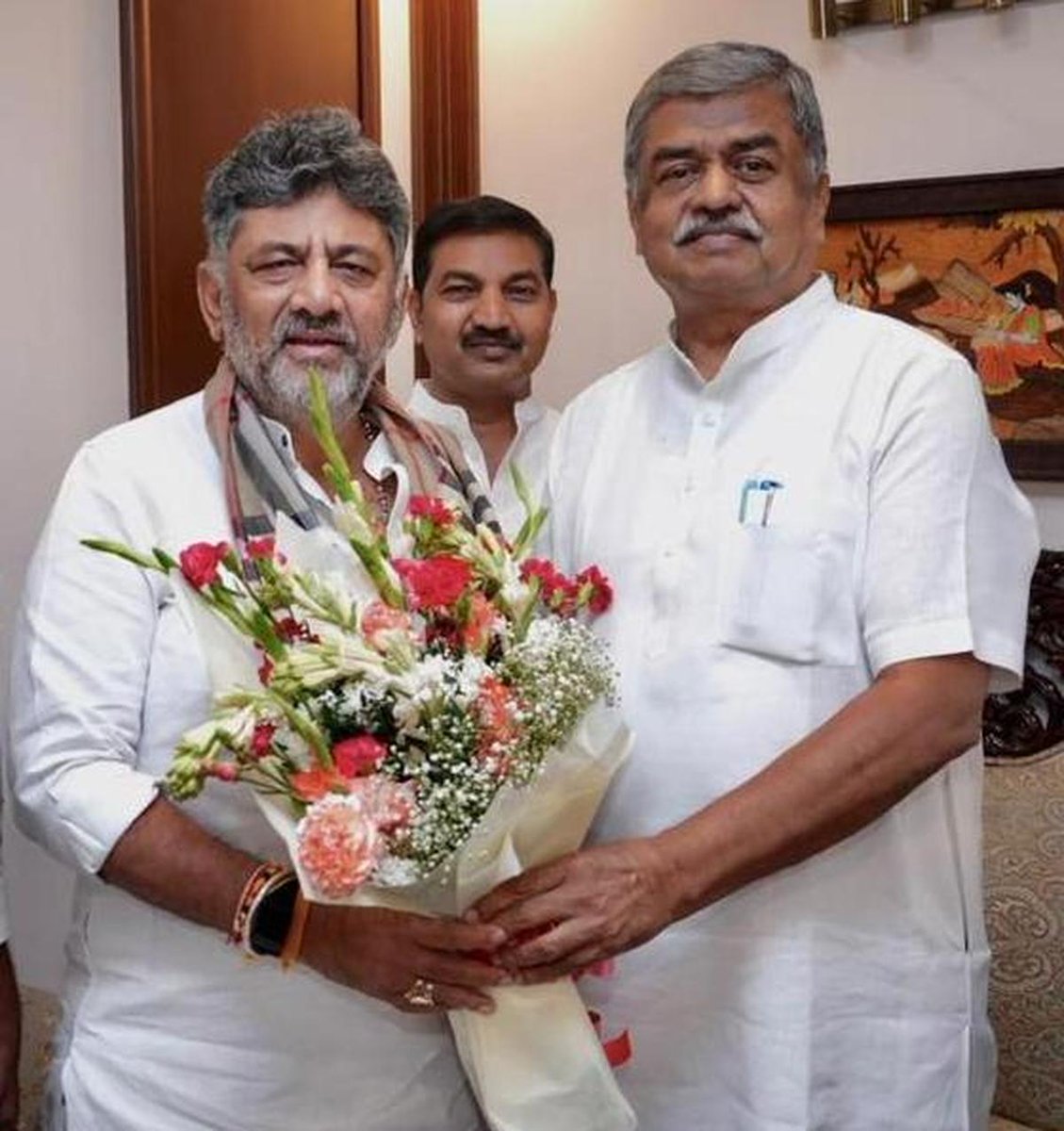 srinivasiyc's tweet photo. Heartiest congratulations to Shri B. K. Hariprasad ji on being appointed President of Karnataka Pradesh Congress Committee.

Wishing him great success in strengthening the organization and taking the Congress movement to greater heights across Karnataka.

As Shri @DKShivakumar takes charge as Chief Minister of Karnataka, heartfelt appreciation for his outstanding contribution and leadership as KPCC President, which laid the foundation for Congress' success in the state. @HariprasadBK2