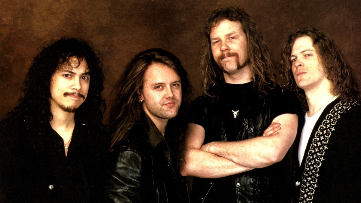 historyrock_'s tweet photo. “Enter Sandman” is undoubtedly one of the best songs of the 90s. They revolutionized the start of the new decade 🤘🏻 https://t.co/CgXpYYZhr6