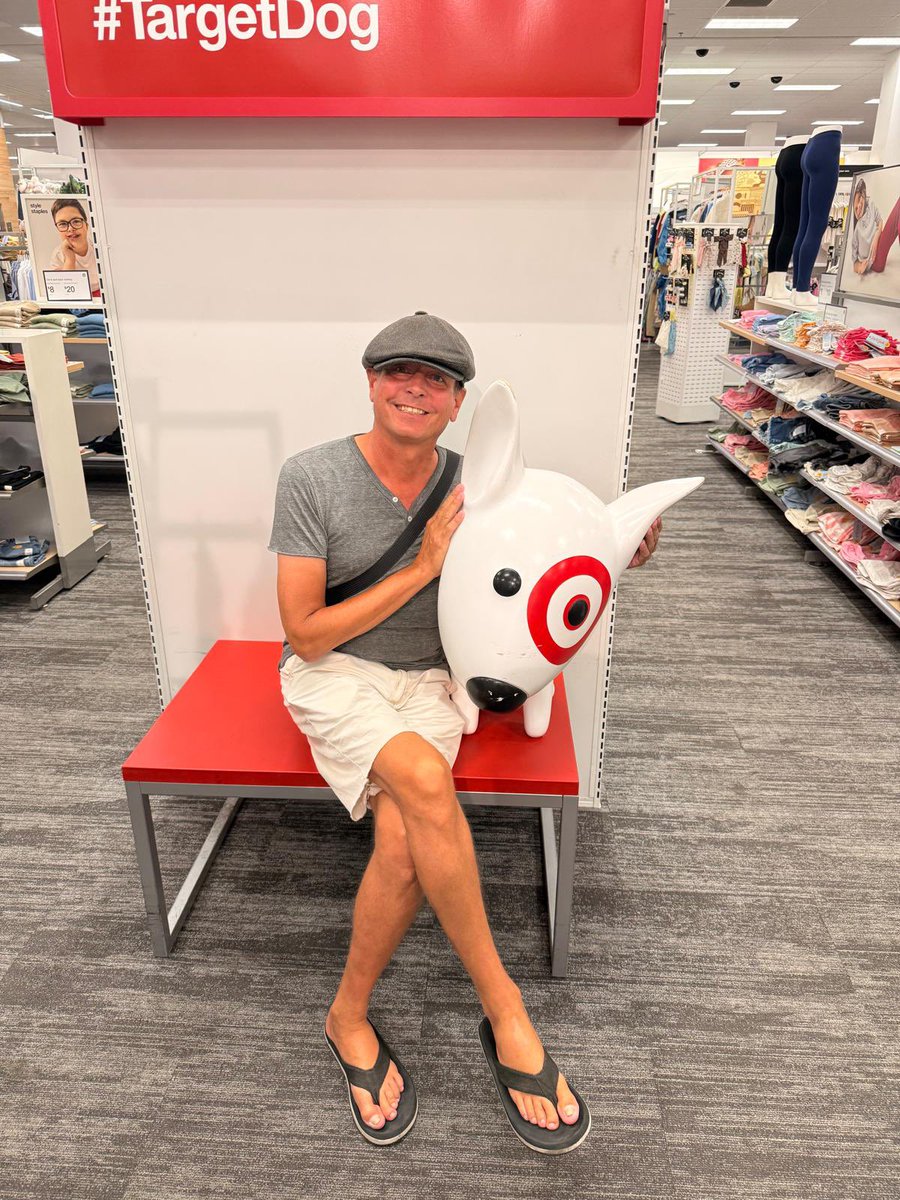 HughesTweets's tweet photo. Just me being silly! #targetdog #smile #youmatter #beyou #minneapolis #Minnesota #usa https://t.co/h78fkO6LZa https://t.co/T8IvzNYfP8