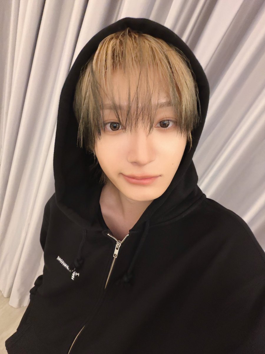봄동 tweet media