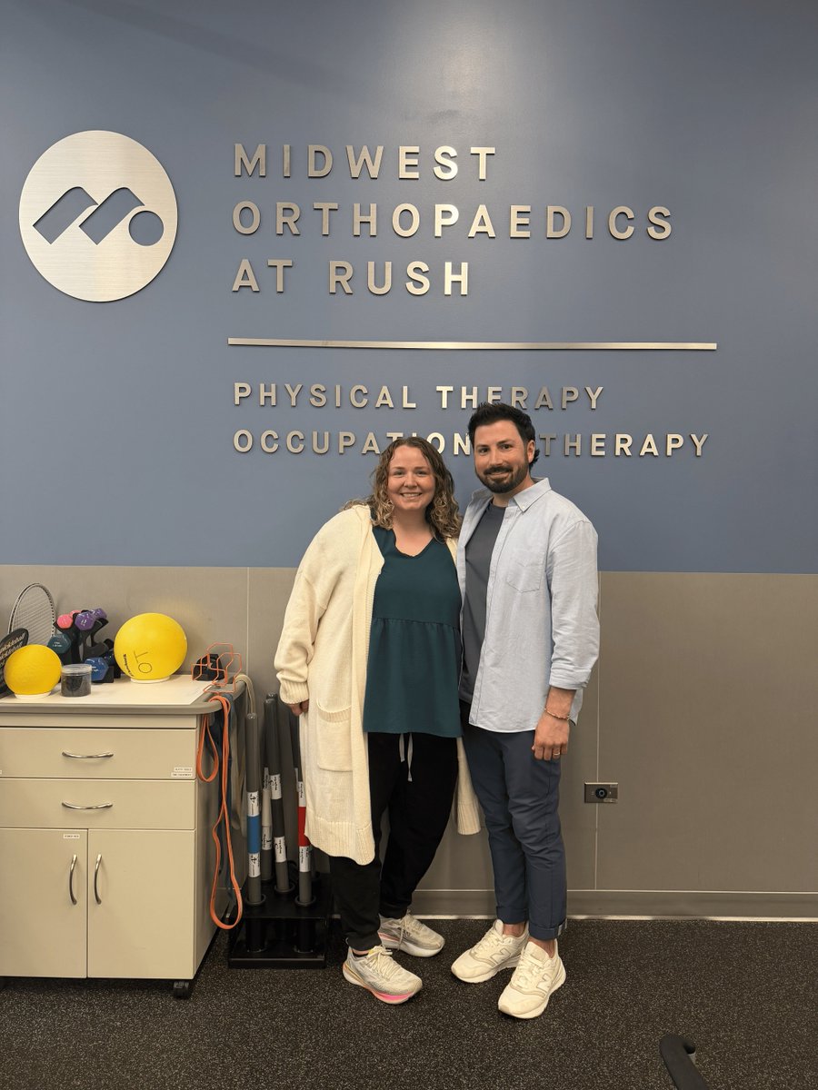 HWEInstitute's tweet photo. This week, we're celebrating the incredible therapists who help hands heal. ✋ Whether you're recovering from an injury, managing arthritis or rebuilding strength after surgery — #handtherapy changes lives. Thank you to our amazing team of Occupational #HandWristAndElbowInstitute https://t.co/5zSw0lIYu8
