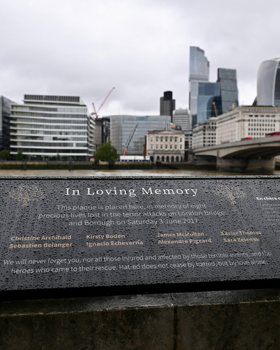 MayorofLondon's tweet photo. Today, wreaths were laid to remember all those who lost their lives in the London Bridge terror attack nine years ago.

We will never forget what happened on that day. London will continue to stand united against hatred in all its forms. https://t.co/ZUTRkLxBv6