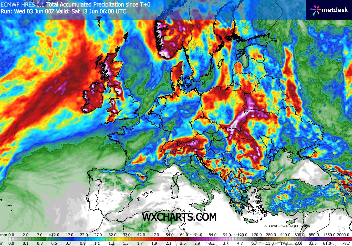 MarkVogan's tweet photo. It's been a lot wetter of late and that looks to continue through next week to 10 days.

Models continue to show higher pressure with warmer, drier 2nd half of June but also hinting at a warm surge mid-month! https://t.co/Qf25mFAlI3