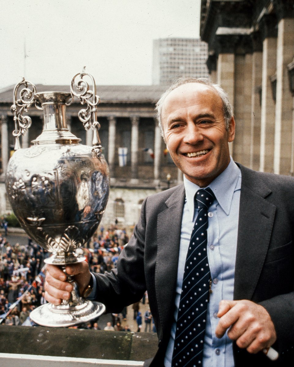 AVFCOfficial's tweet photo. Ron Saunders was appointed manager of Aston Villa #OnThisDay 52 years ago ⏮️

⬆️ 1975 Promotion to First Division
🏆 1975 League Cup Winners
🏆 1977 League Cup Winners
🏆 1981 Champions of First Division https://t.co/Cschf5zkcE