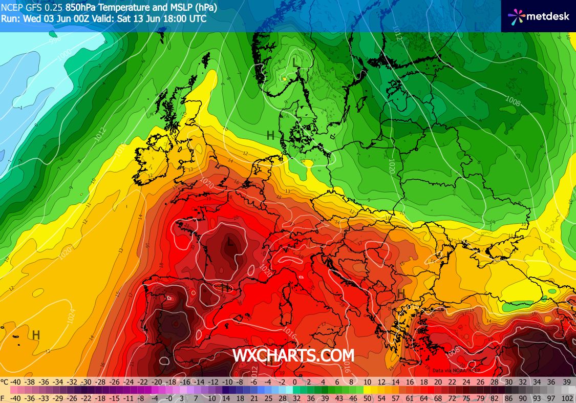 MarkVogan's tweet photo. It's been a lot wetter of late and that looks to continue through next week to 10 days.

Models continue to show higher pressure with warmer, drier 2nd half of June but also hinting at a warm surge mid-month! https://t.co/Qf25mFAlI3