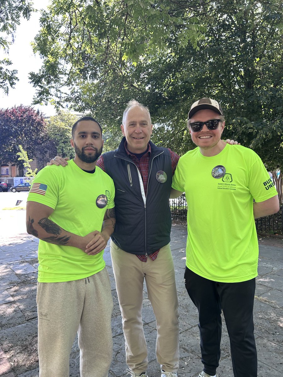 BrianforDC's tweet photo. Thank you to our volunteers this past weekend for door knocking. DC’s primary election day is on Tuesday, June 16... have you made a plan to vote?

Help us get out the vote by joining our team to make calls! Sign up here: https://t.co/nJ3C8Njsve https://t.co/tUX0LQnUZ6