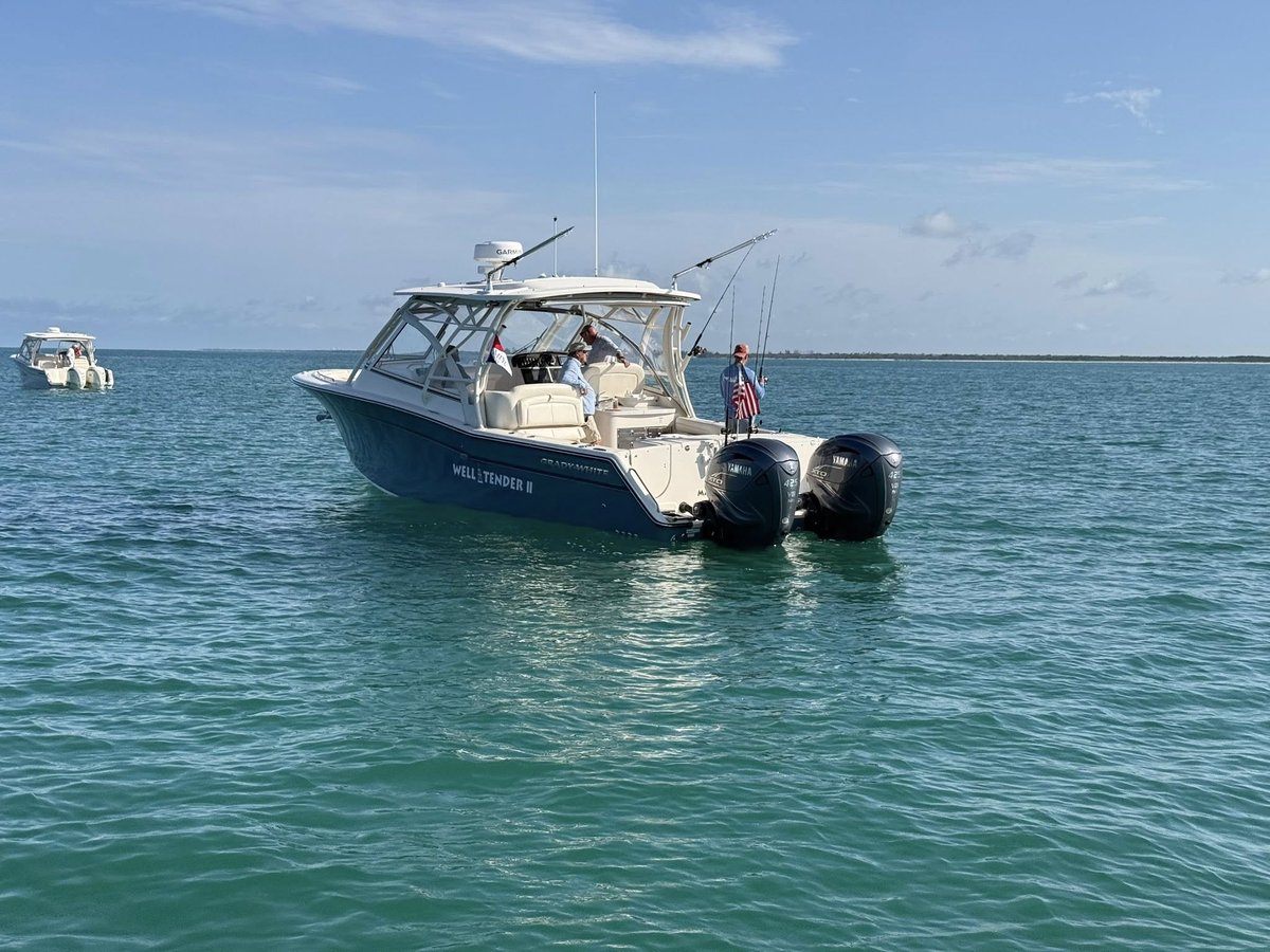 GradyLife's tweet photo. Looks like a great time at the Grady Owners Rendezvous with Naples Boat Mart. Share your Grady Club photos at: https://t.co/R60rZzXpnj https://t.co/gImw4WINW7