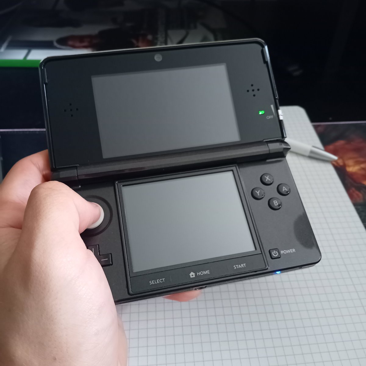 GrauGaming's tweet photo. Got myself an 3DS - After looking for it on the Internet and going in Flea Markets hunting for this Piece of Tech. I'm tired of the constant Brainrot plaguing Social Media https://t.co/SOwUNVQIcC