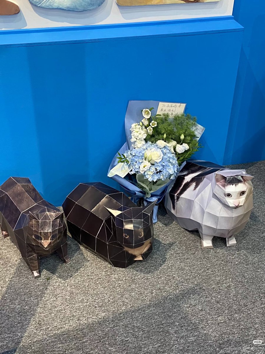 GYPCHIDOS's tweet photo. 🐱Plantillas ✂️✨ https://t.co/RlaUvGDzsT https://t.co/cG38mPbOSr