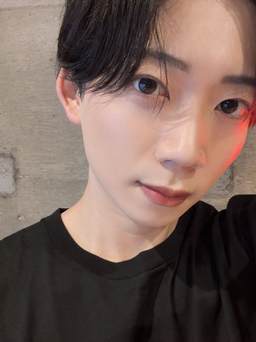 hiroto_nagahara's tweet photo. 今日もおつかれさま！

しっかり話し合って、今月も来月もそれ以降もがんばっていこうと気合いいれました！💪🏻

雨風強かったりだったけど大丈夫だったかな？？

6日は晴れます、安心して😌
はやく会いたいな🥺

明日もがんばろうね〜
おやすみ！！🐑 https://t.co/NBXNdBF0a1