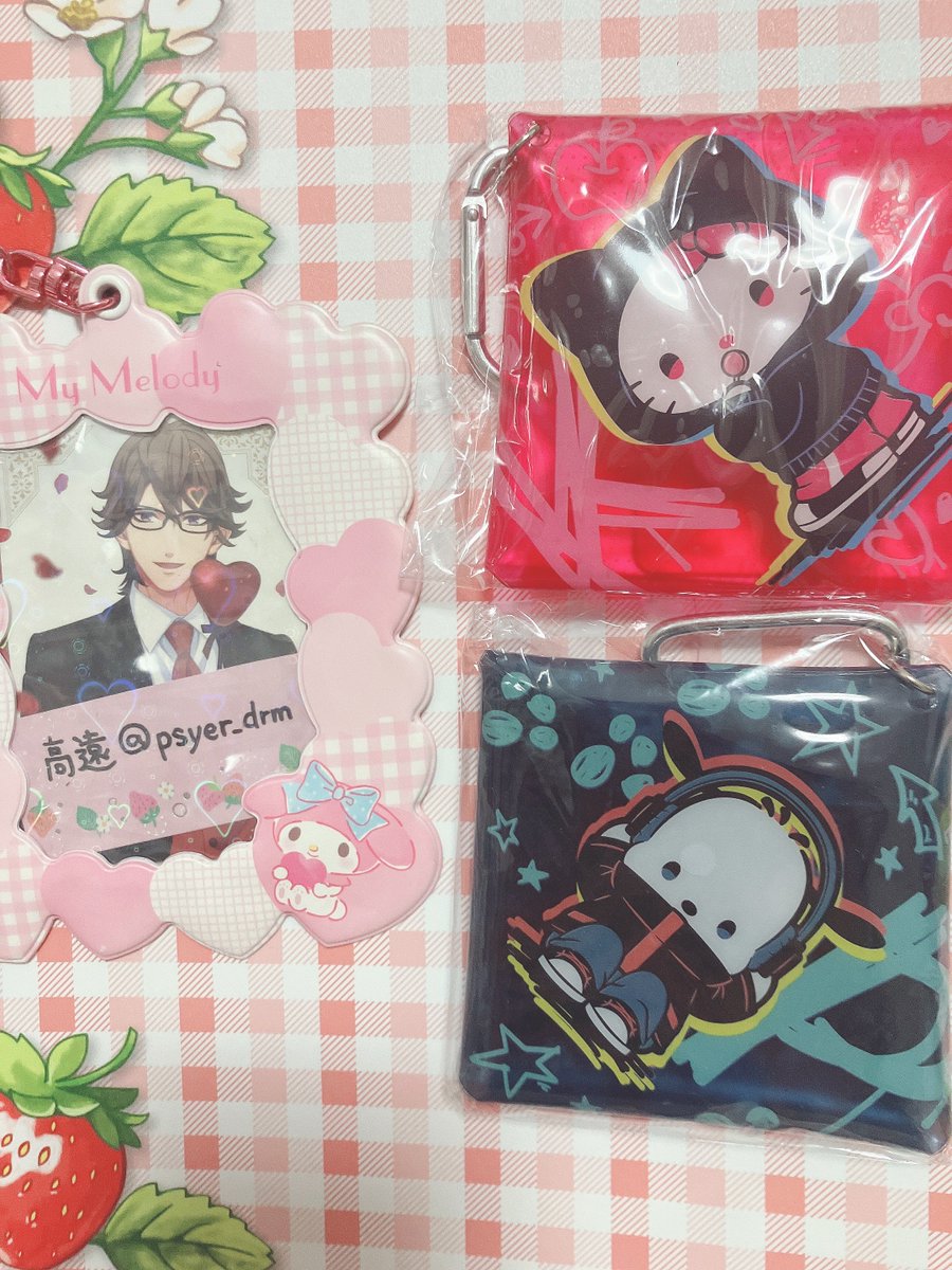 psyer_drm's tweet photo. ʚ交換ɞサンリオ Solid＆Cool  マルチケース

譲:ポチャッコ、キティ

求:マイメロ

郵送にて
リットリンクの確認お願いします。
住所記入後の封筒の撮影不可。 https://t.co/XNn9x51ffI