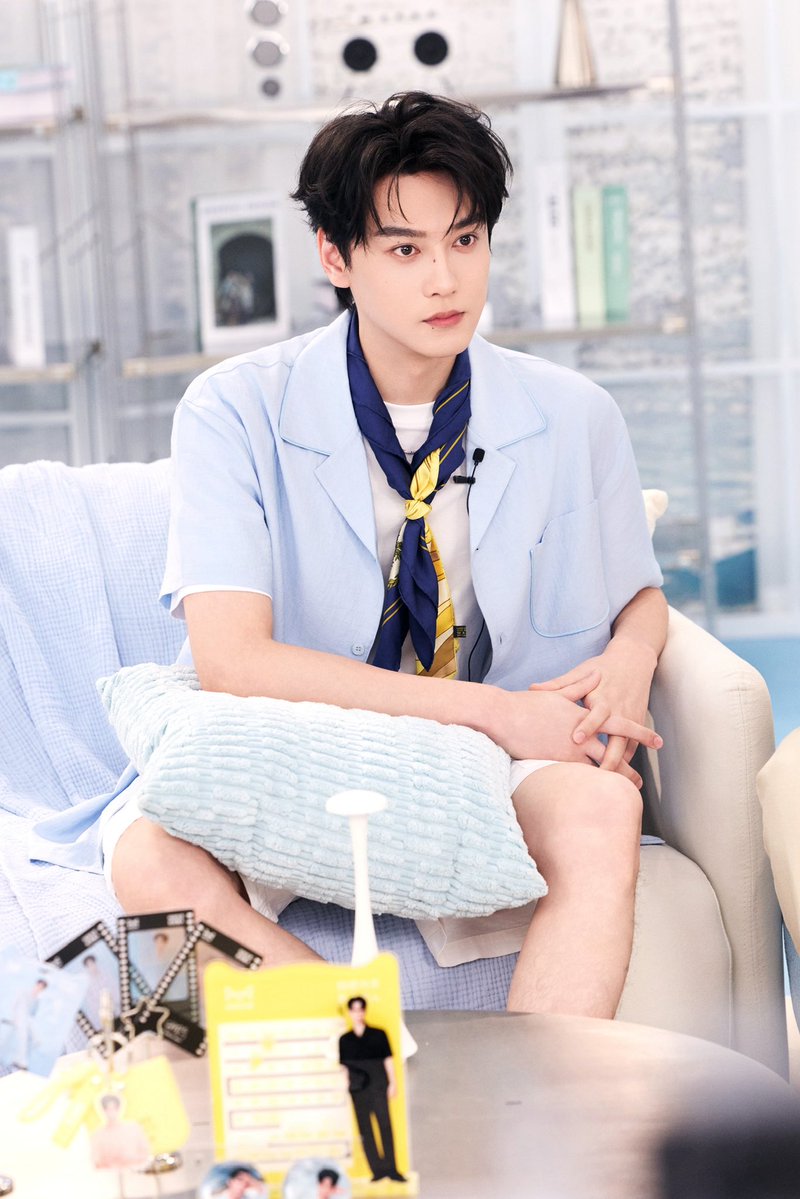 iampk_z's tweet photo. [250603]Tian Xuning  Studio Weibo Update (1/2)

📸 Refreshingly entering summer, high spirits unfolding. In this relaxed moment, the temperature continues to rise. Live photos of @田栩宁_ have arrived 📮

XUNING JOURNEY X MIIOW 
#XuningxMiiowLive 
#TianXuning #田栩宁 https://t.co/geQuUmsTqT