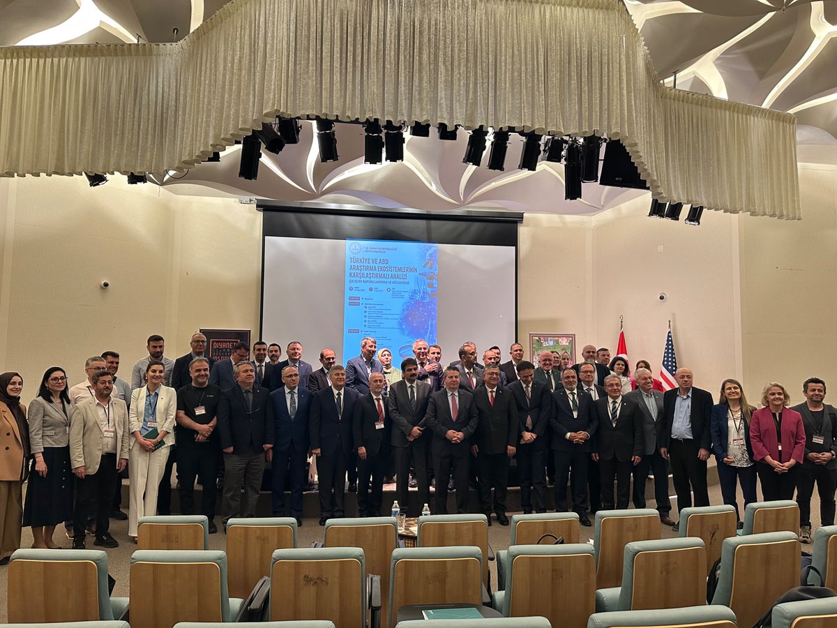 VasingtonEgitim's tweet photo. Vaşington Eğitim Müşavirliği ve ABD Eğitim Ataşelikleri olarak hazırladığımız “Türkiye ve ABD Araştırma Ekosistemlerinin Karşılaştırmalı Analizi” başlıklı çalıştay raporunun lansman ve müzakere programını Diyanet Center of America’da gerçekleştirdik. https://t.co/Dhik91cckS