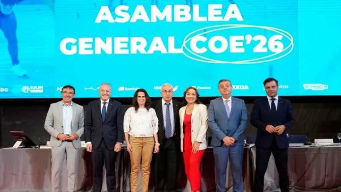 iusport's tweet photo. La Asamblea del COE aprueba por unanimidad las cuentas de 2025 y el presupuesto de 2026 https://t.co/L1ATTzhUei https://t.co/XAfF1BIGTe