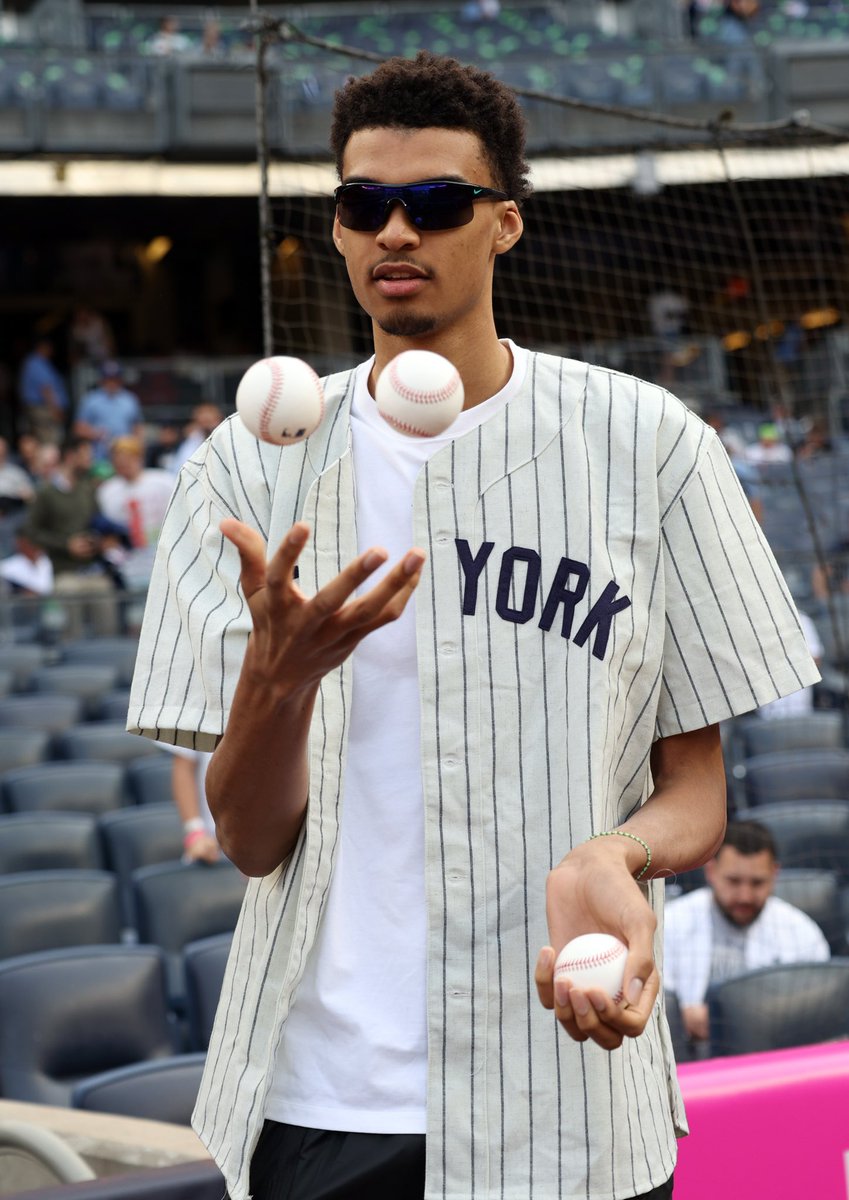 MLBCameraRoll tweet picture