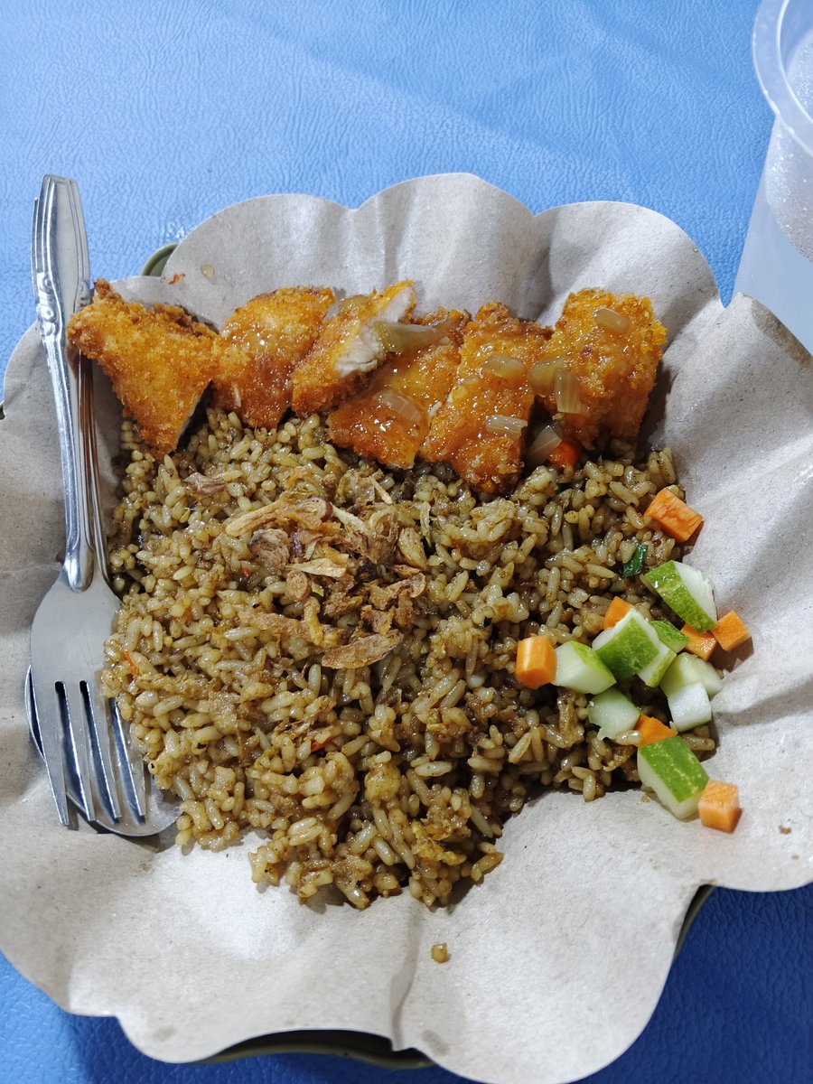 vinzdevary's tweet photo. Nasgor😜 https://t.co/ksdOA3oFuv