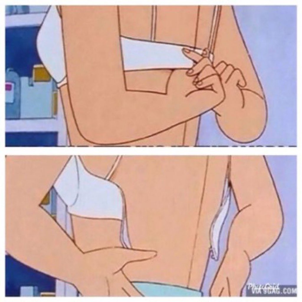 bosskimhucci's tweet photo. If your Mom has not at some point asked you to help loosen her bra...you probably were adopted…😂🙌🏻 https://t.co/nBDiQjDJGd