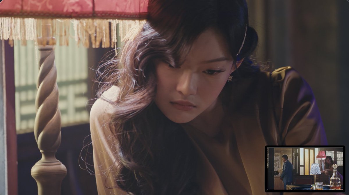 onehdthailand's tweet photo. ตัวแม่พระนครนะน้องนะ ท่าแอบฟังก็ยังโซ๊ะ
#สอดสร้อยมาลาEP13 https://t.co/VEE2gZIcyU
