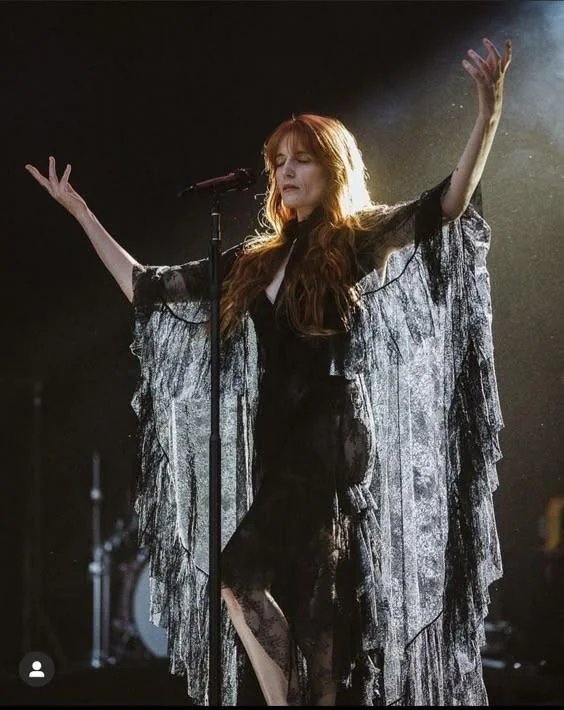 TragedySandwich's tweet photo. Close enough, welcome back Florence Welch https://t.co/sALEbZBPaj